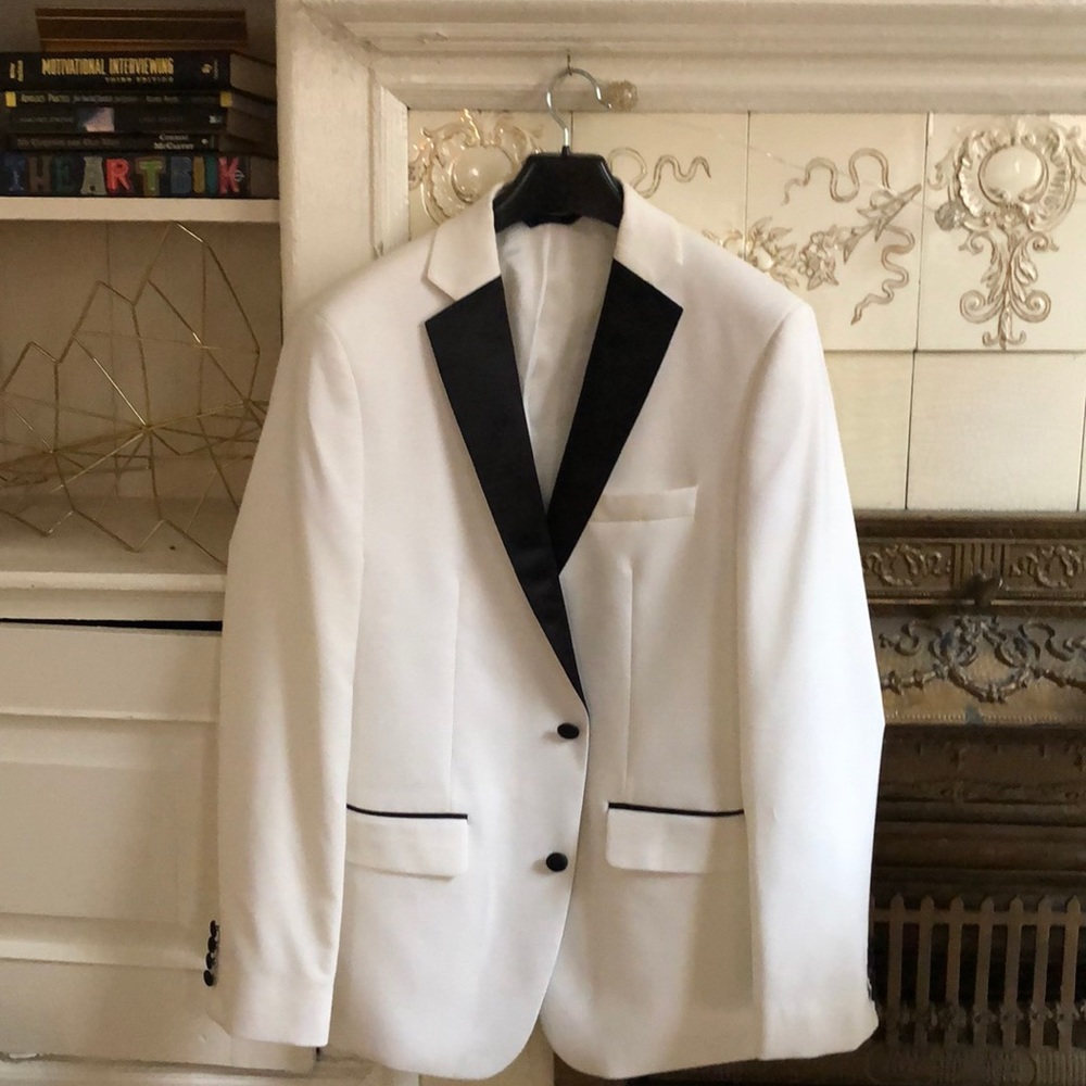 Slim fit tuxedo jacket 40R